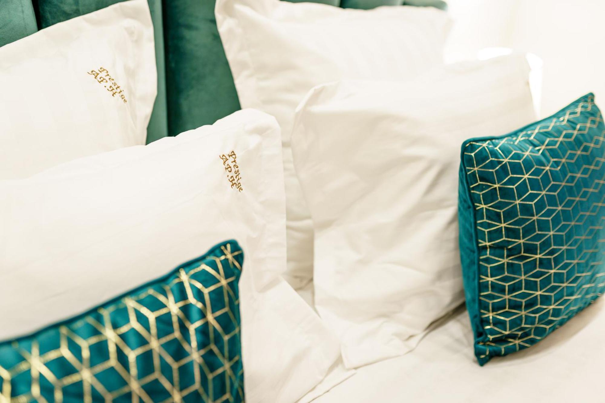Prestige Aparthotel Brasov Luaran gambar