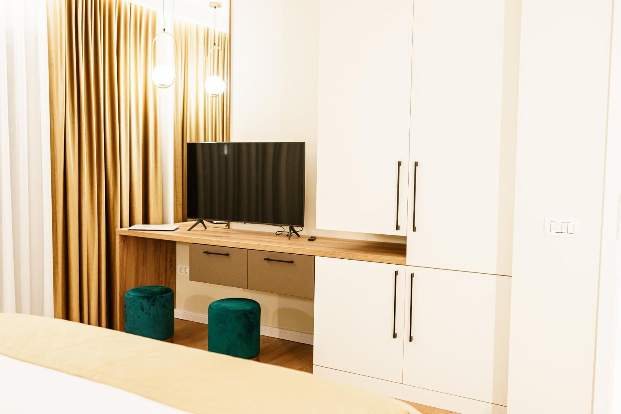Prestige Aparthotel Brasov Luaran gambar